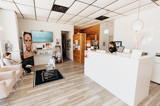 Lola's Medical Spa & Wellness