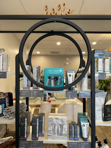 Zehn Beauty Bar