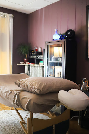 Hawk Rock Holistic Wellness: Jessica Schwartz, LMT, Lic. Ac., MAOM, Dipl. OM