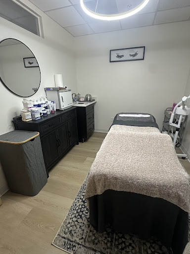Dolcé Villa Salon Suites & Med Spa