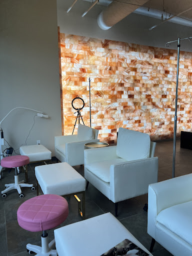 Nicki Lamaj Wellness