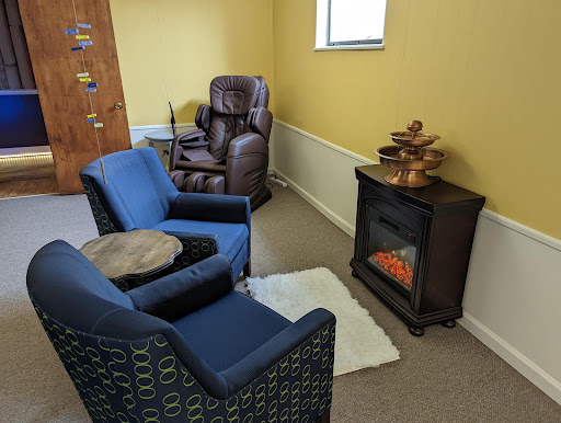 LiveWELL: The HEALing CommUNITY