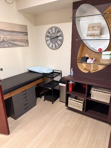 Lauren King, FNP Memorable Healthcare