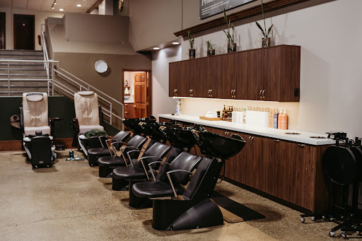 Glance Spa & Salon