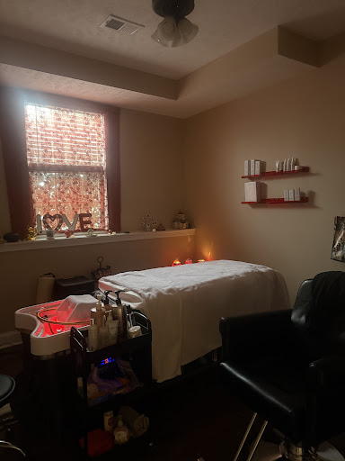 Unwind Head Spa & Salon, LLC