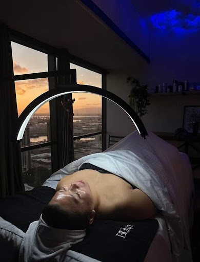 Skin Alchemy HI