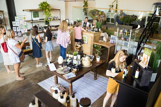 Hempfield Apothetique