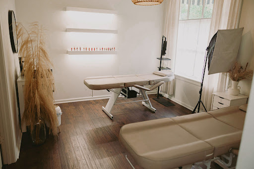 Chaise Beauty Lounge