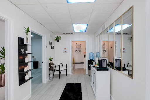 Evelyn Aesthetics Beauty Lounge