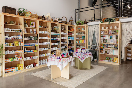 Bee Hippie Holistic & Botanical